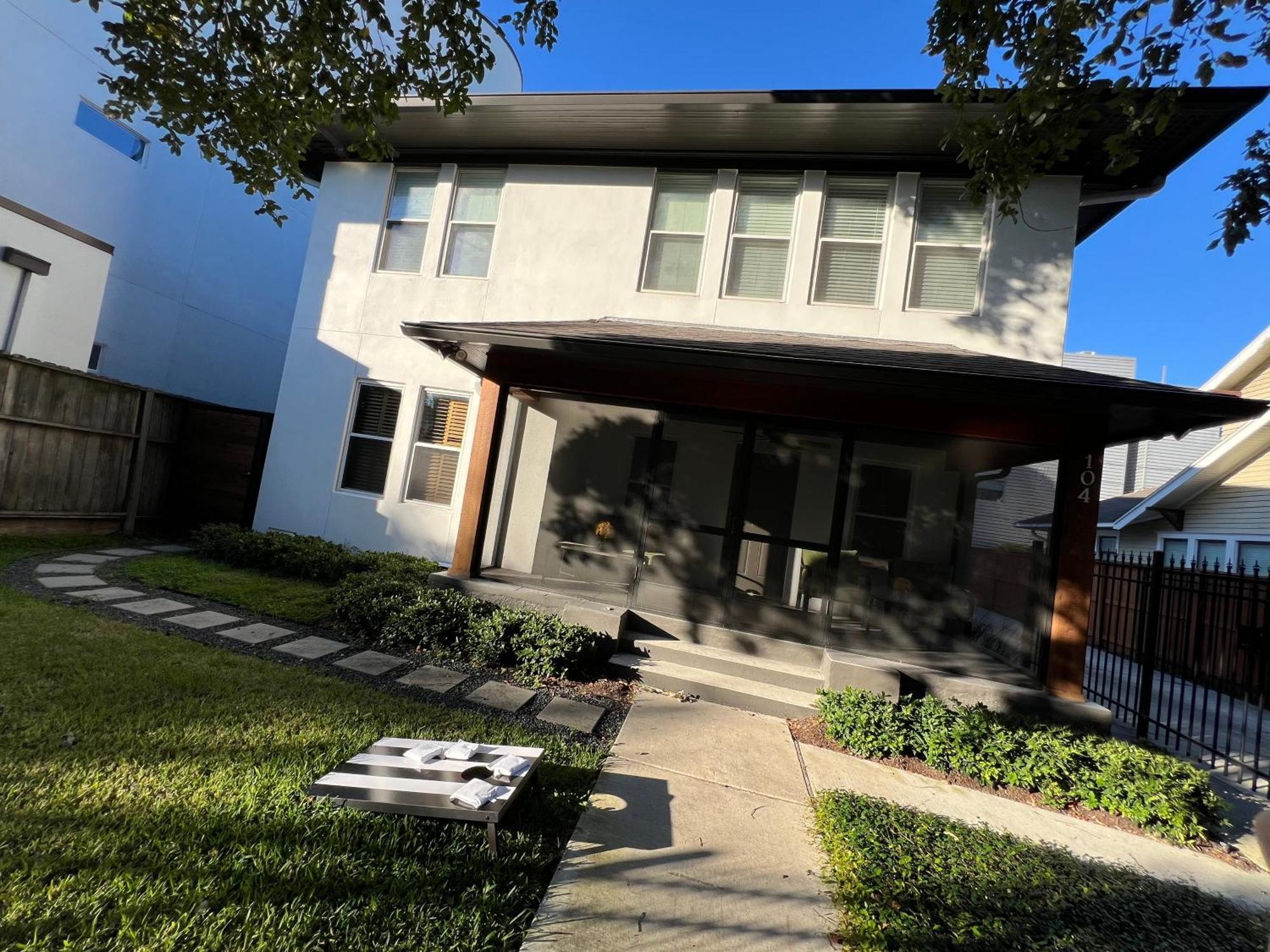 Mycrib Houston Hostel ภายนอก รูปภาพ